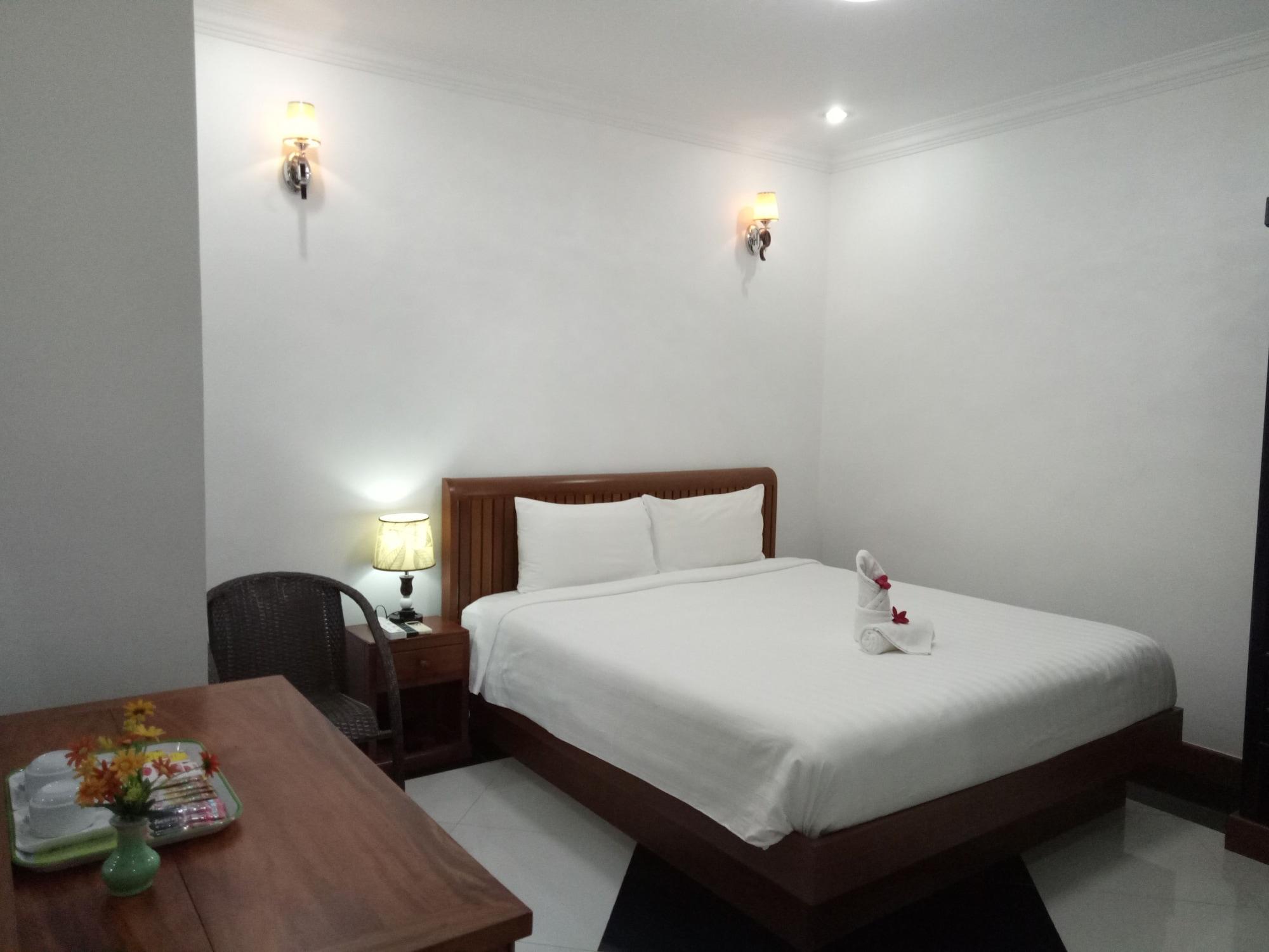 Oriental Siem Reap Hotel Exterior photo