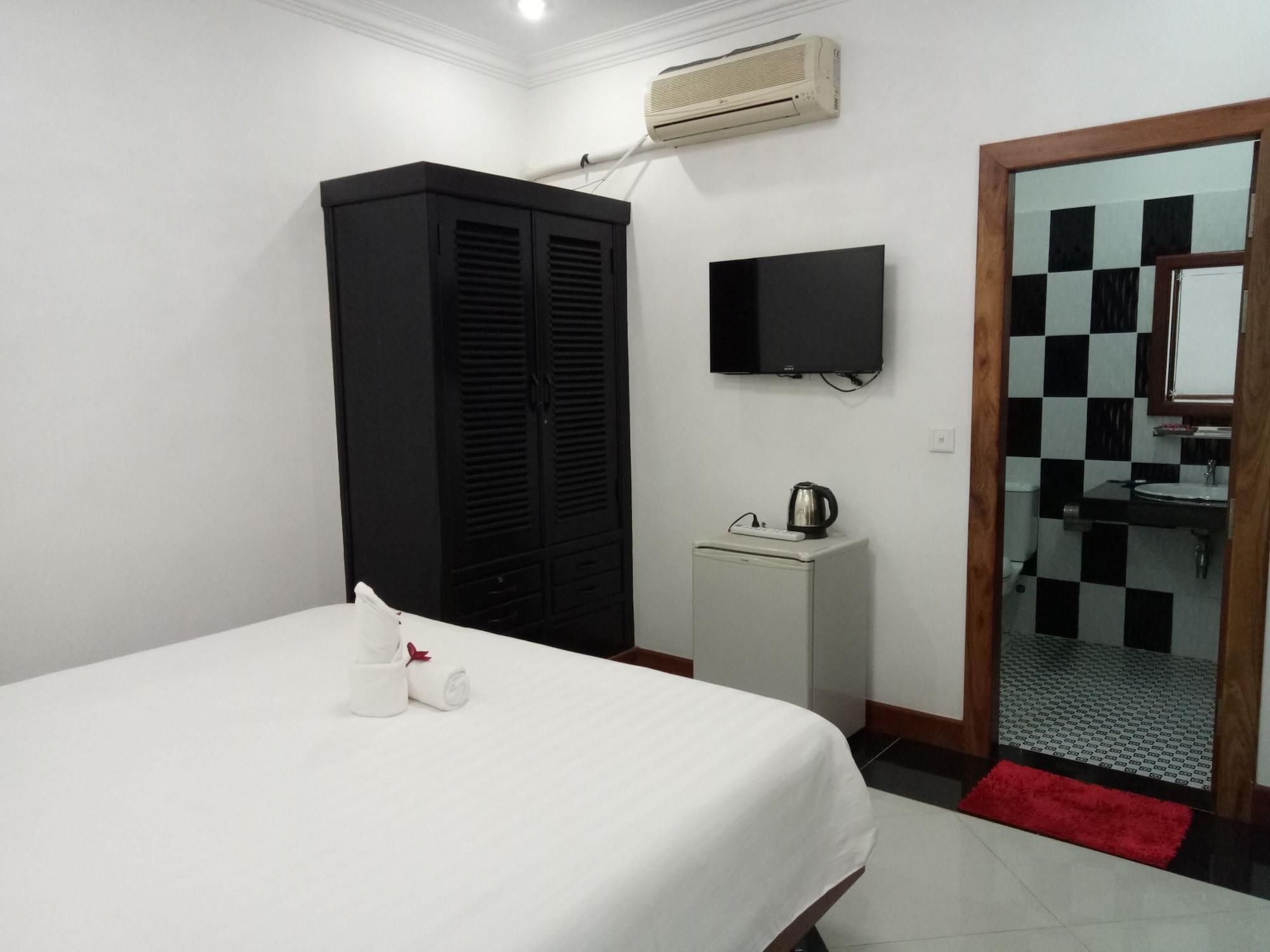 Oriental Siem Reap Hotel Exterior photo