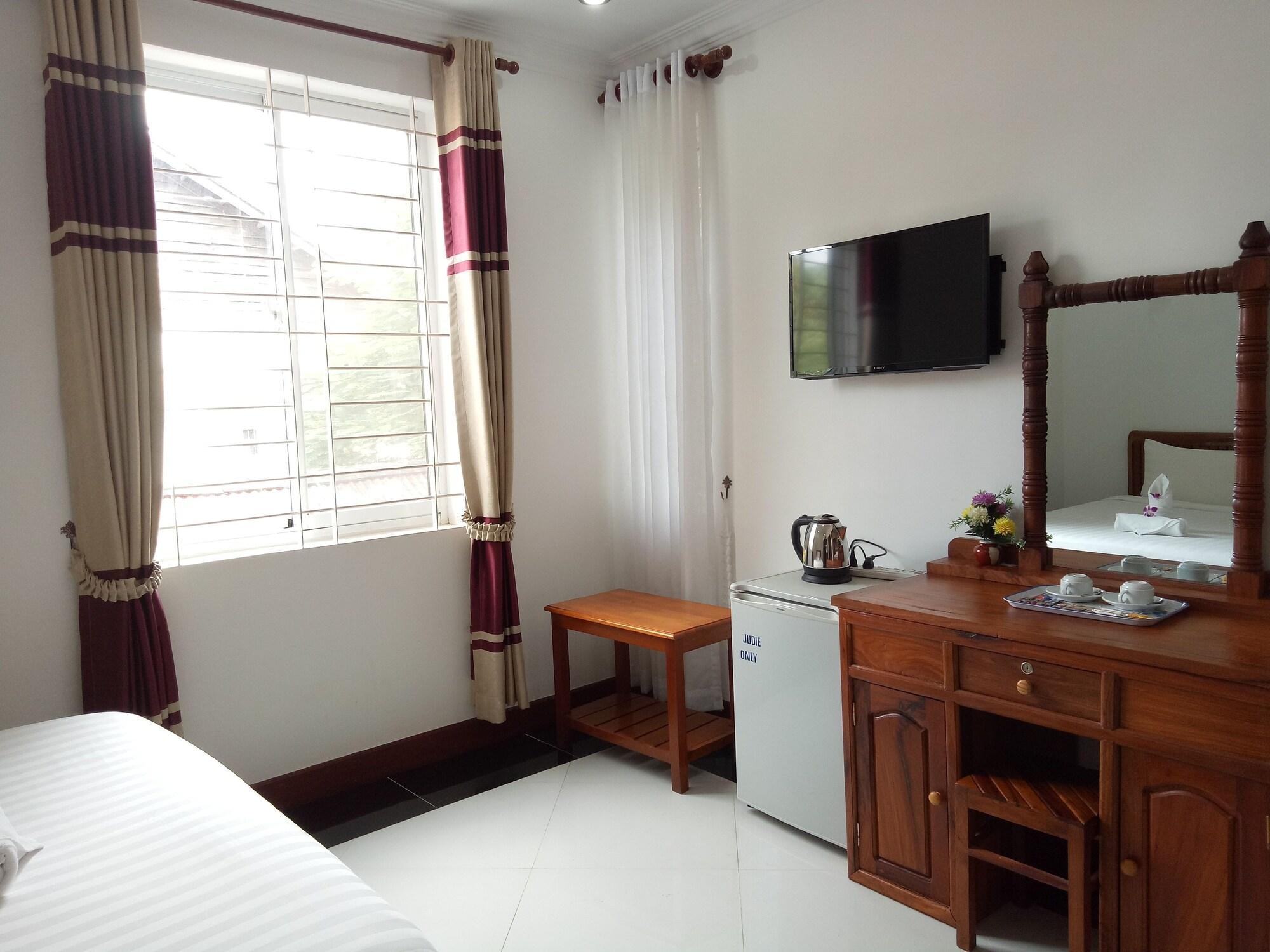 Oriental Siem Reap Hotel Exterior photo