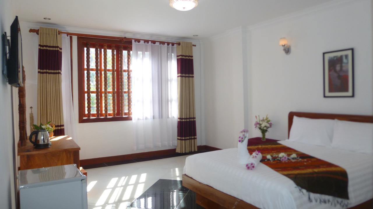 Oriental Siem Reap Hotel Exterior photo