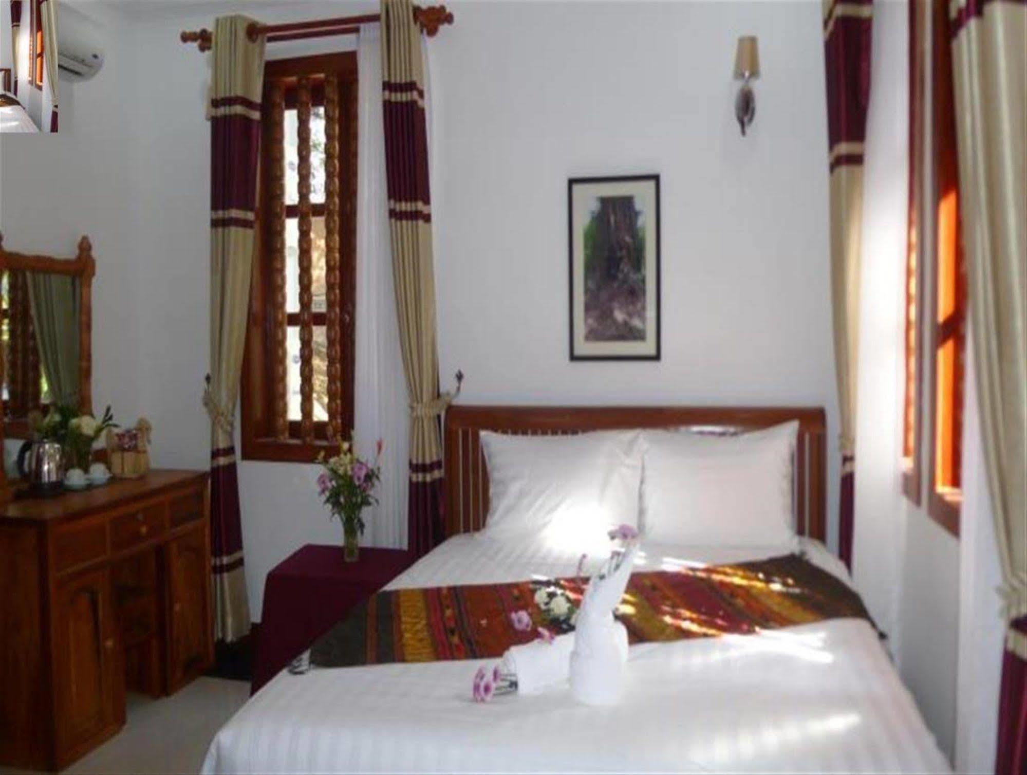 Oriental Siem Reap Hotel Exterior photo